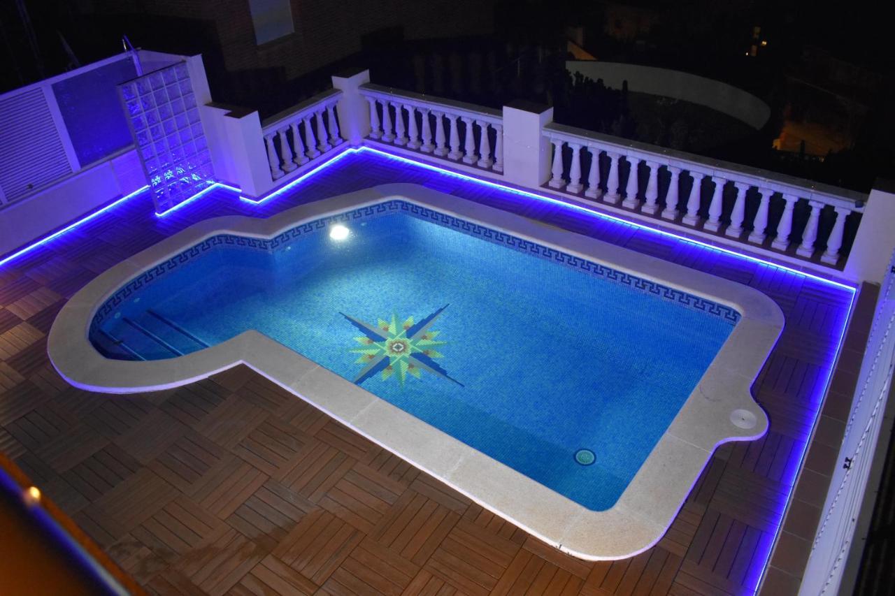 Beach House. Casa Con Piscina Privada Calafell Exterior photo